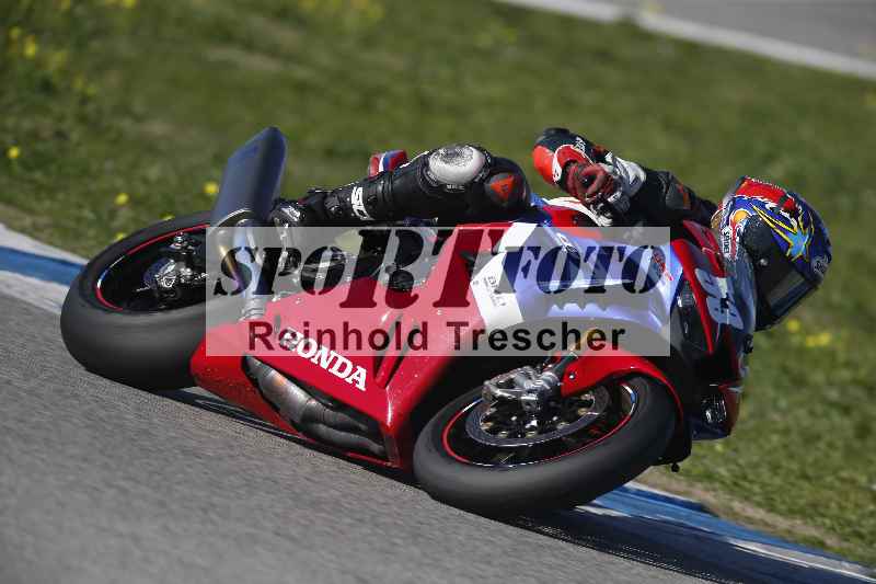 /Archiv-2024/01 26.-28.01.2024 Moto Center Thun Jerez/Gruppe schwarz-black/53